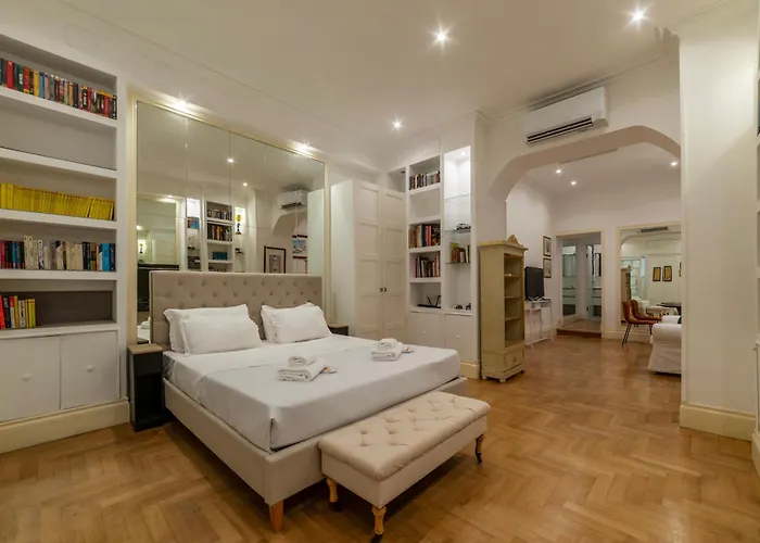 The Mirror Suite Next To Spanish Steps